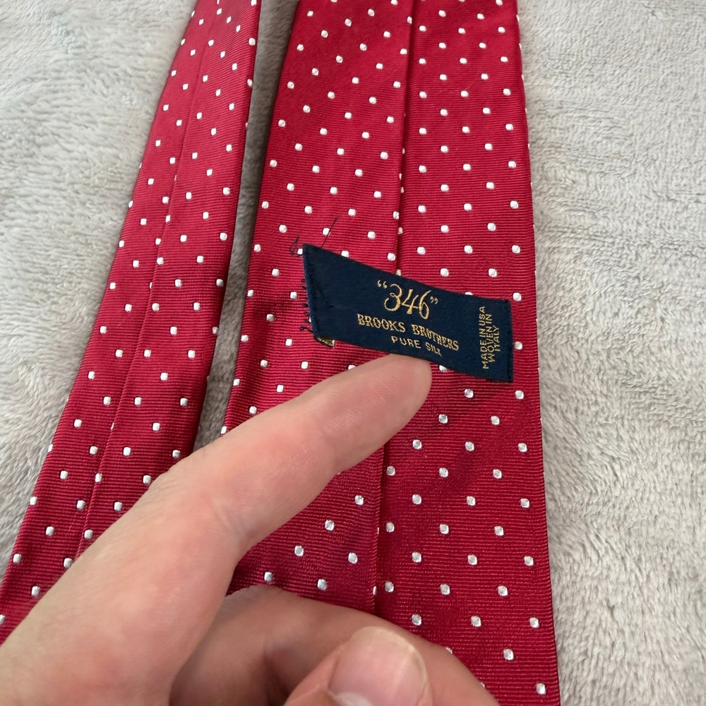 Brooks Brothers 346 Mens Red White Polka Dot Silk Tie Made in USA 57x3 Italy - Picture 5 of 7